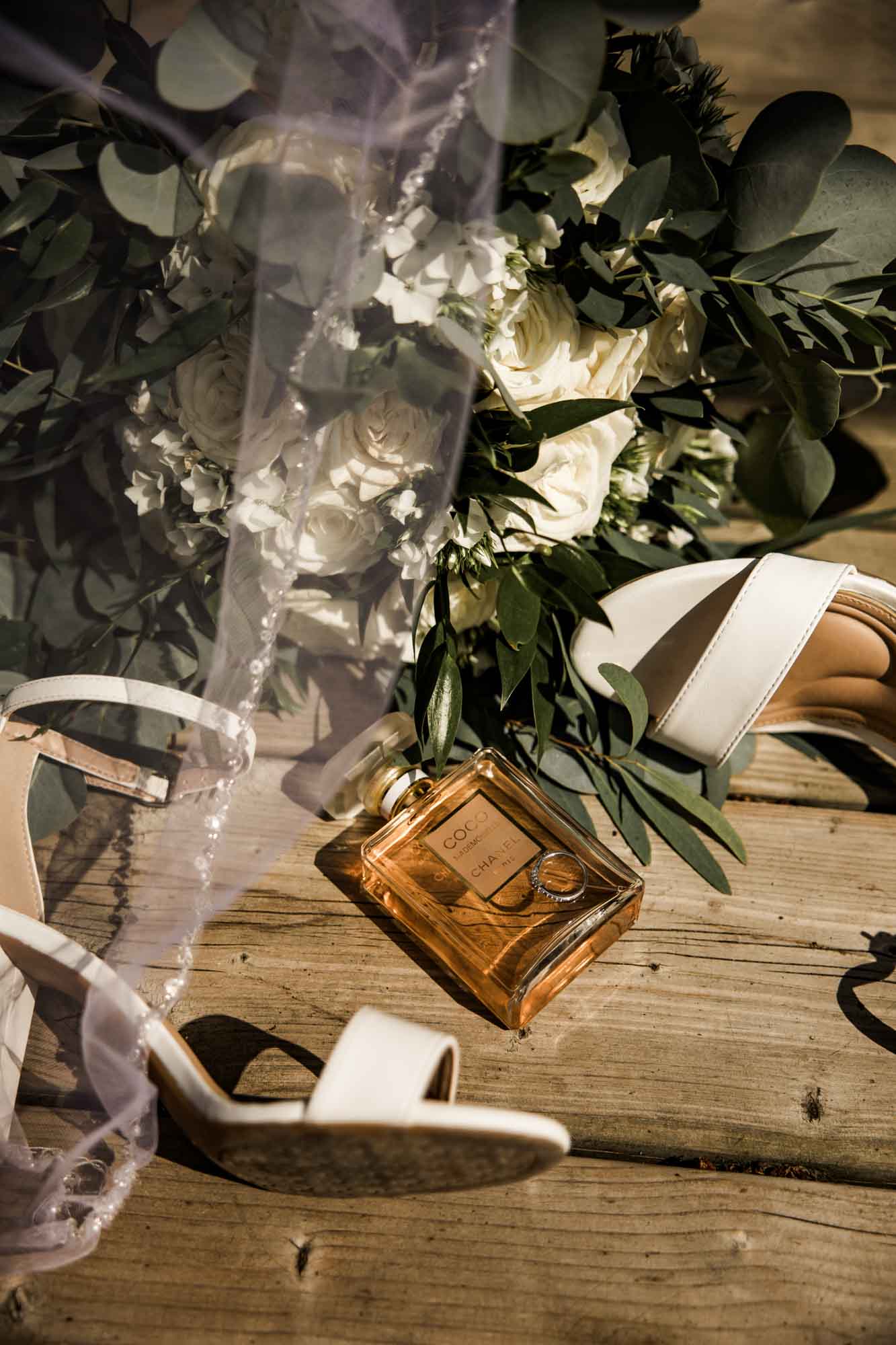 Calgary, Banff, Canmore wedding photographer, intimate, documentary style wedding photography, micro, backyard