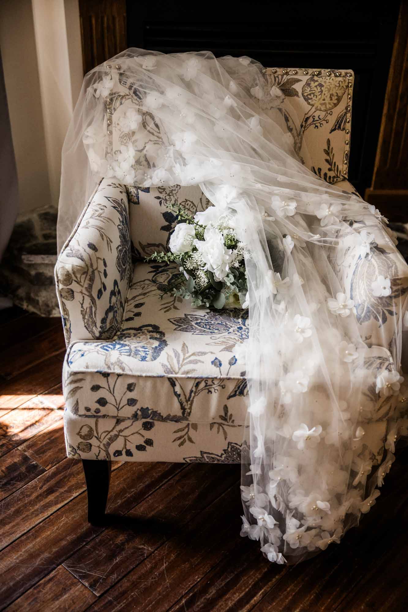 Calgary, Canmore, Banff wedding photographer, micro, intimate, documentary style wedding at the Sensory in Canmore