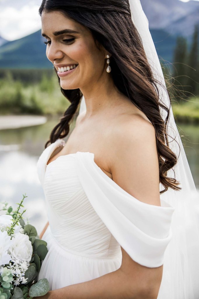 Calgary, Canmore, Banff wedding photographer, micro, intimate, documentary style wedding at the Sensory in Canmore