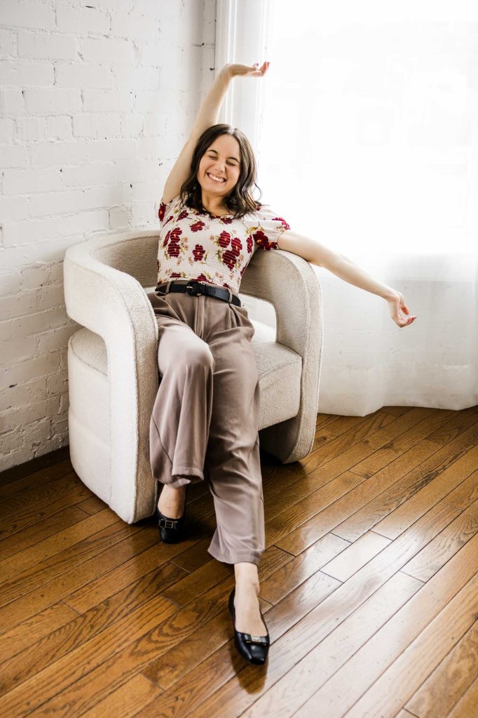 Calgary photographer brand, personal branding and headshots, storytelling, candid, social media content creation, studio session