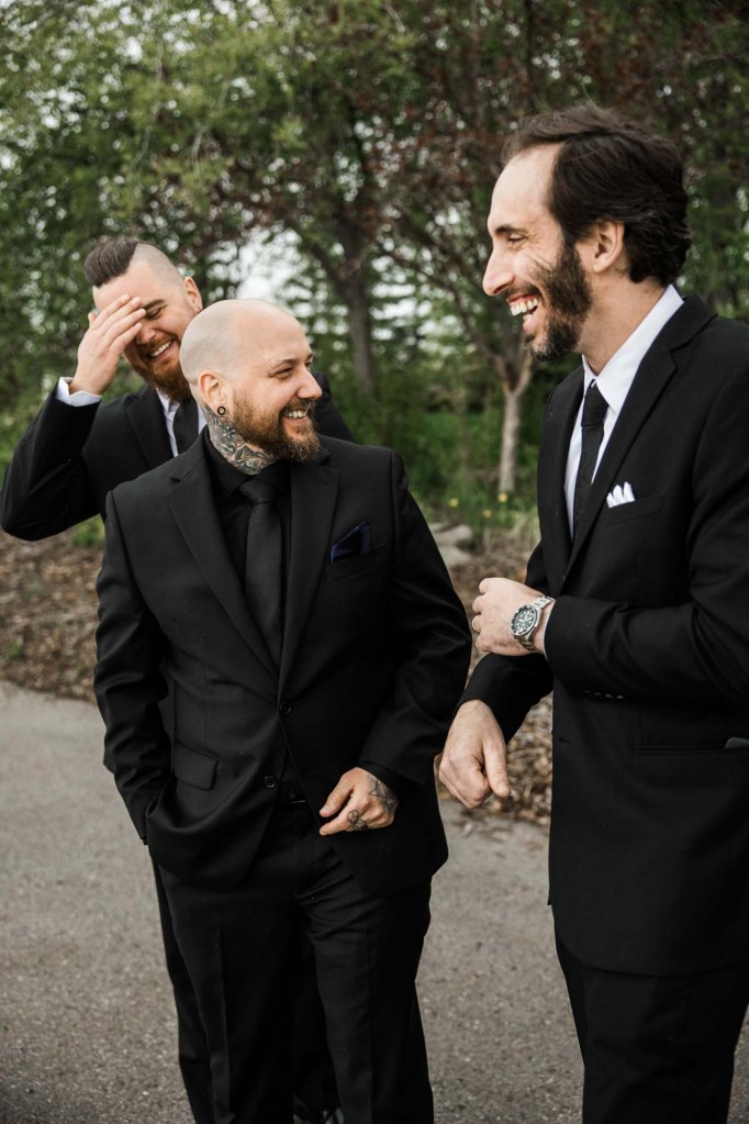 Calgary wedding photographer, bride and groom on their wedding day at Flores and Pine in Bearspaw Alberta, storytelling, candid, warm, editorial wedding photography