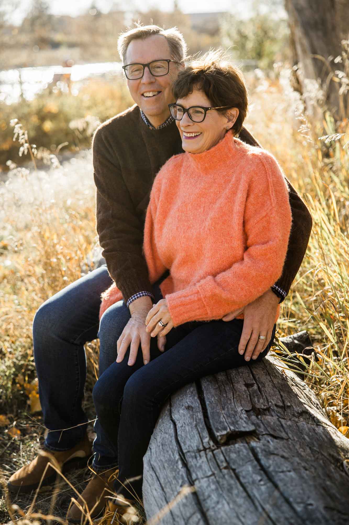 Calgary family photographer, extended large family photoshoot at St Patrick's Island, downtown, East Village, lifestyle, storytelling, candid