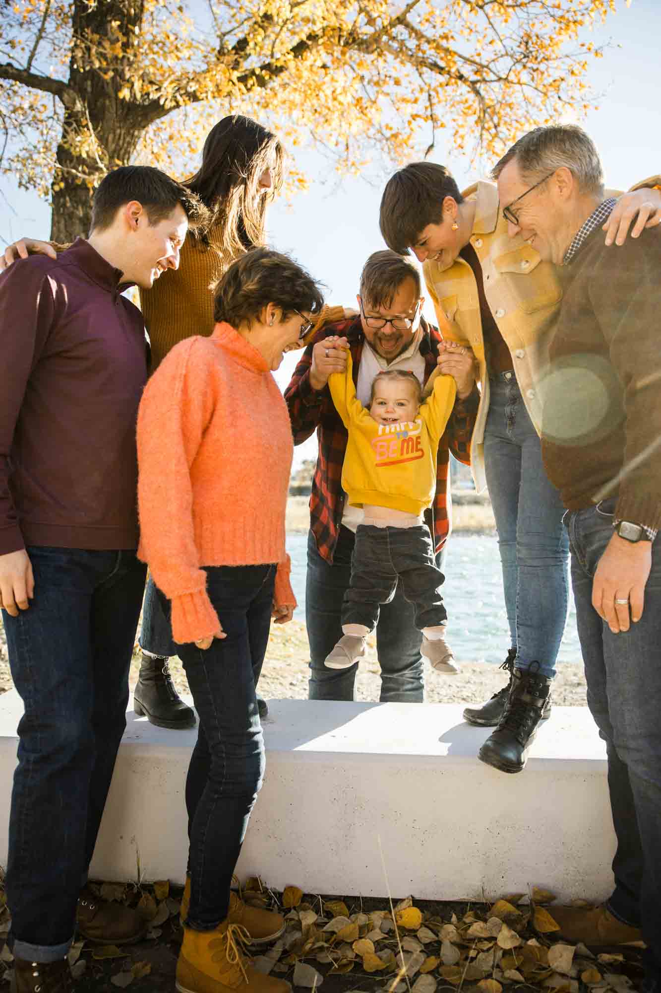 Calgary family photographer, extended large family photoshoot at St Patrick's Island, downtown, East Village, lifestyle, storytelling, candid