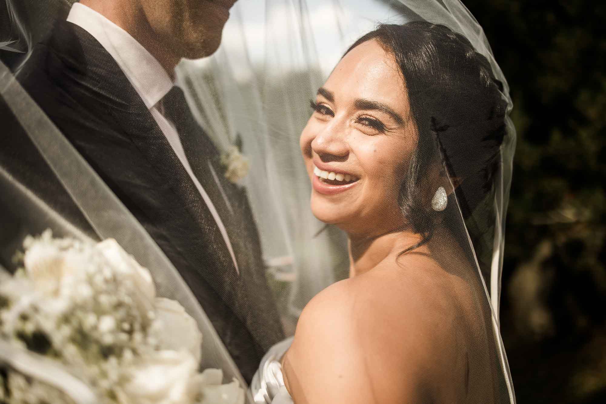 Calgary wedding photographer, wedding photography at the Lake House restaurant after a church ceremony and bridal portraits at Lake Bonavista. Photos captured in a candid, storytelling, documentary style