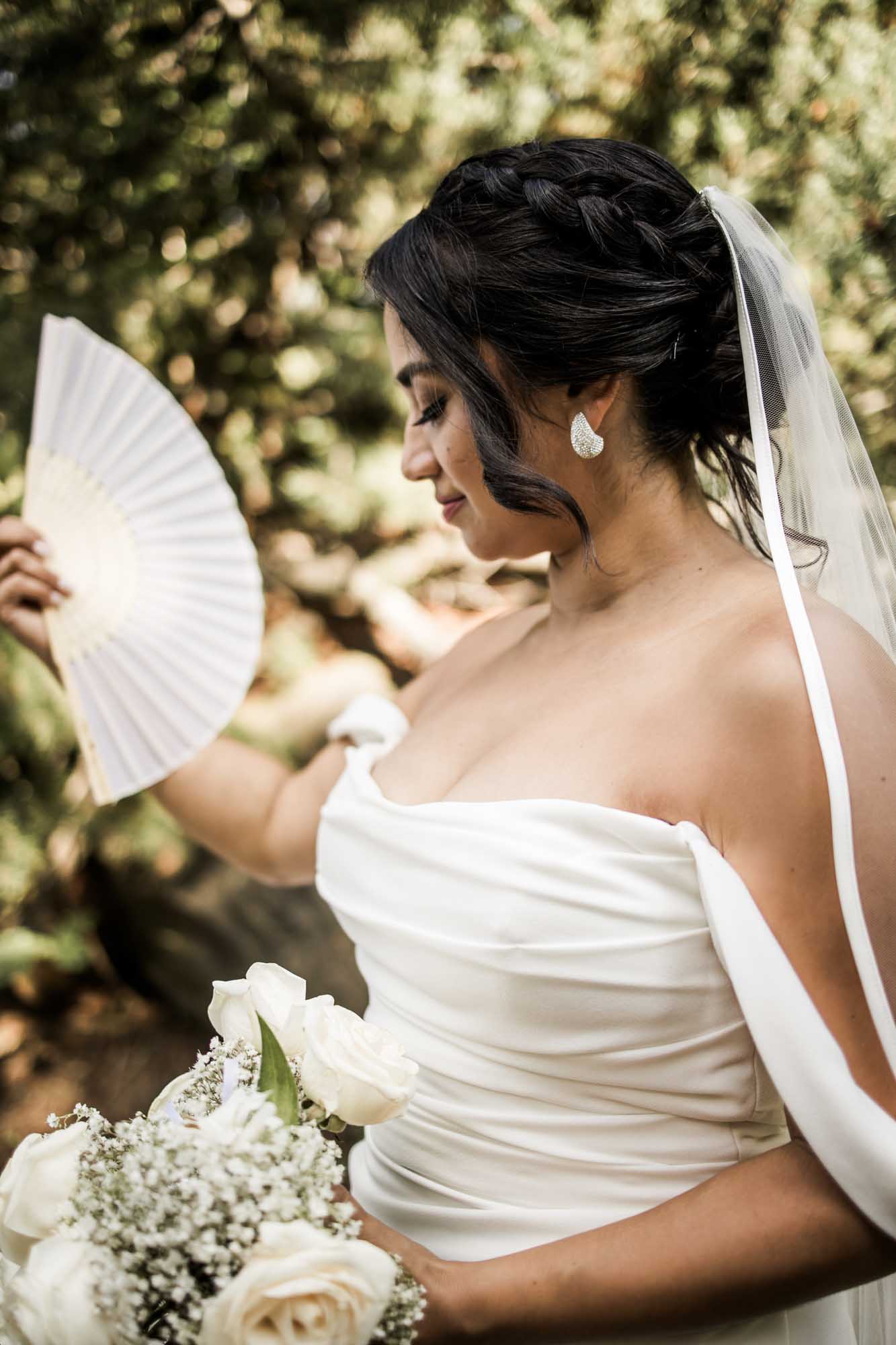 Calgary wedding photographer, wedding photography at the Lake House restaurant after a church ceremony and bridal portraits at Lake Bonavista. Photos captured in a candid, storytelling, documentary style