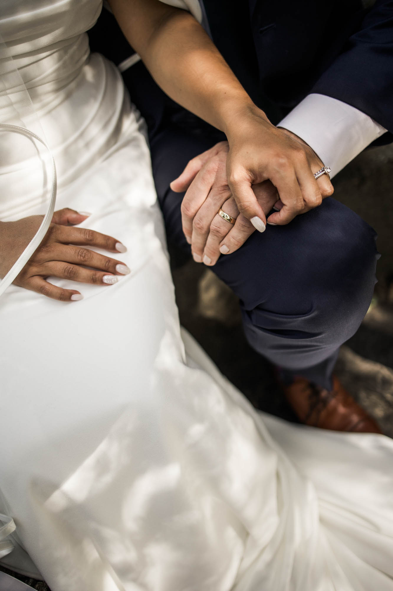 Calgary wedding photographer, wedding photography at the Lake House restaurant after a church ceremony and bridal portraits at Lake Bonavista. Photos captured in a candid, storytelling, documentary style