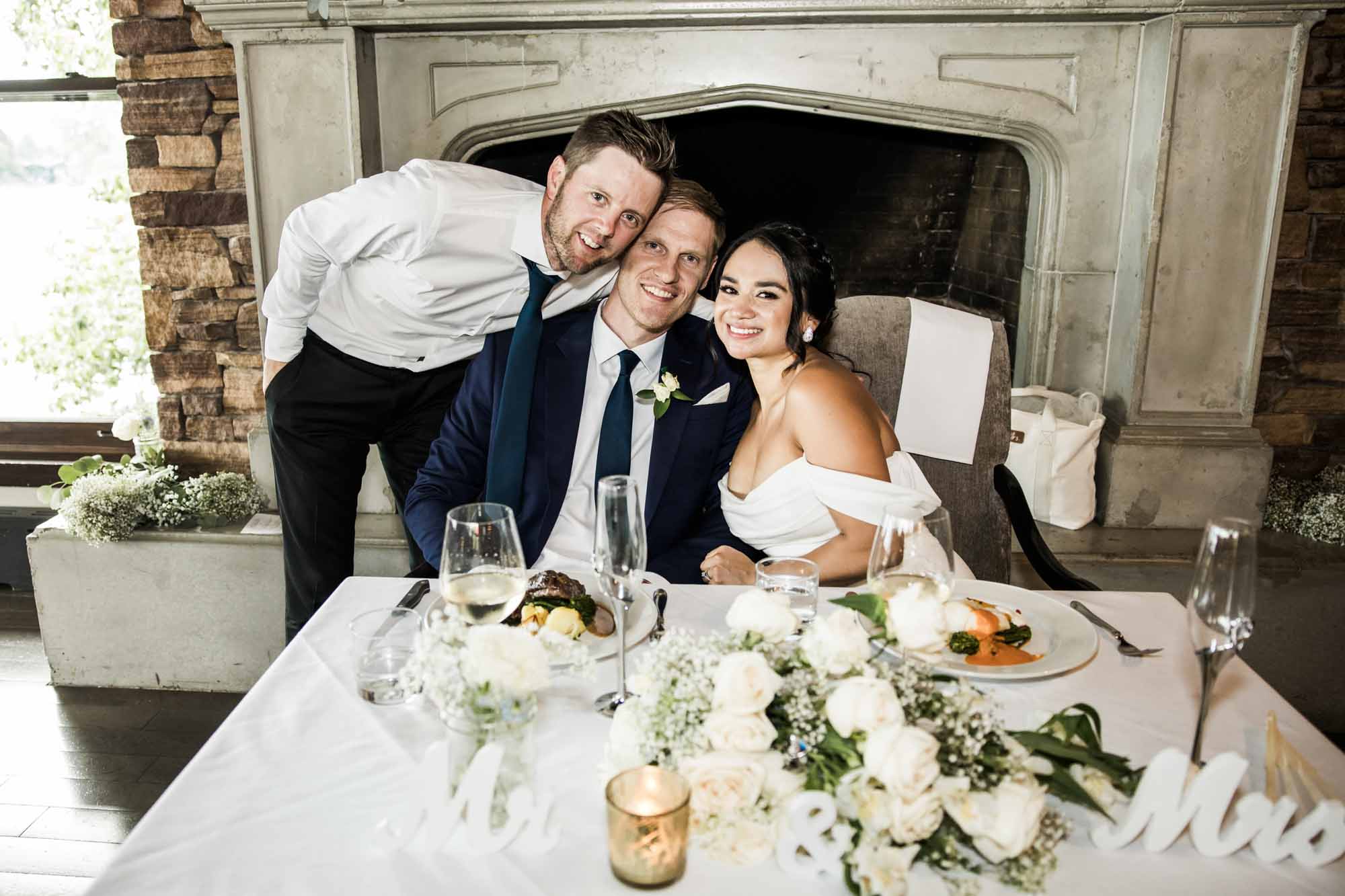 Calgary wedding photographer, wedding photography at the Lake House restaurant after a church ceremony and bridal portraits at Lake Bonavista. Photos captured in a candid, storytelling, documentary style