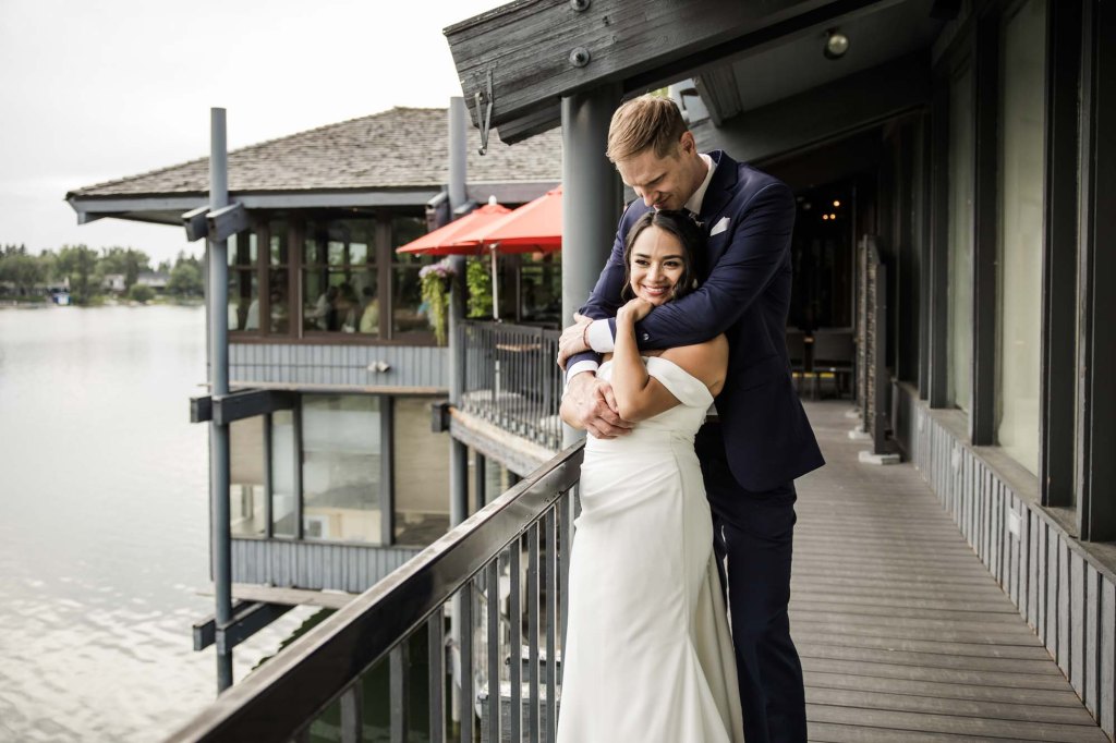 Calgary wedding photographer, wedding photography at the Lake House restaurant after a church ceremony and bridal portraits at Lake Bonavista. Photos captured in a candid, storytelling, documentary style