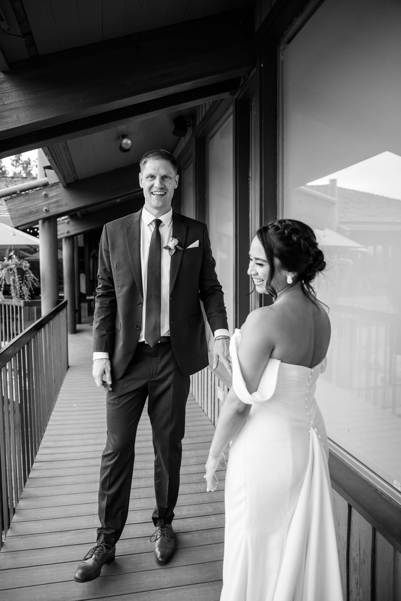 Calgary wedding photographer, wedding photography at the Lake House restaurant after a church ceremony and bridal portraits at Lake Bonavista. Photos captured in a candid, storytelling, documentary style