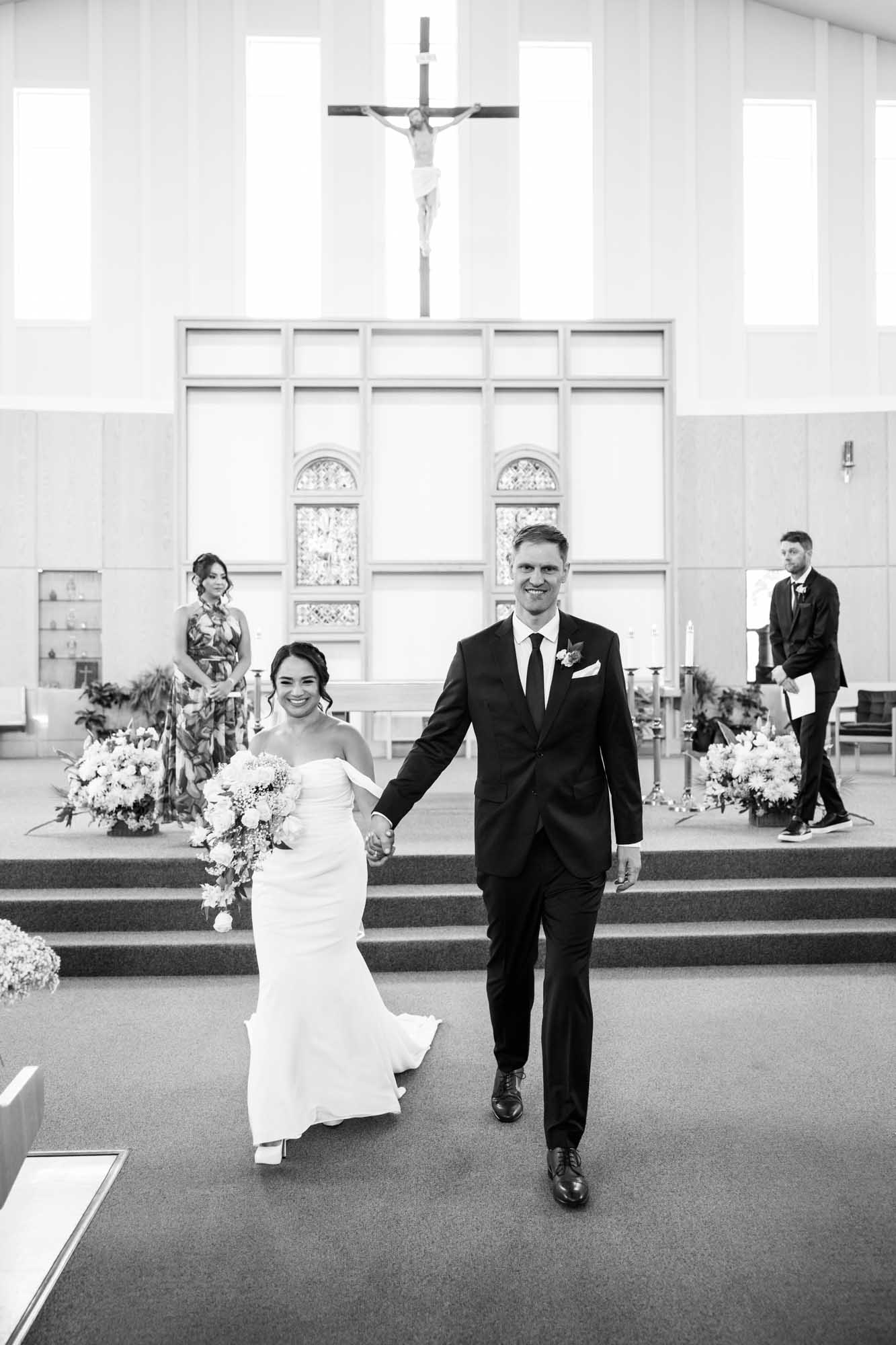 Calgary wedding photographer, wedding photography at the Lake House restaurant after a church ceremony and bridal portraits at Lake Bonavista. Photos captured in a candid, storytelling, documentary style