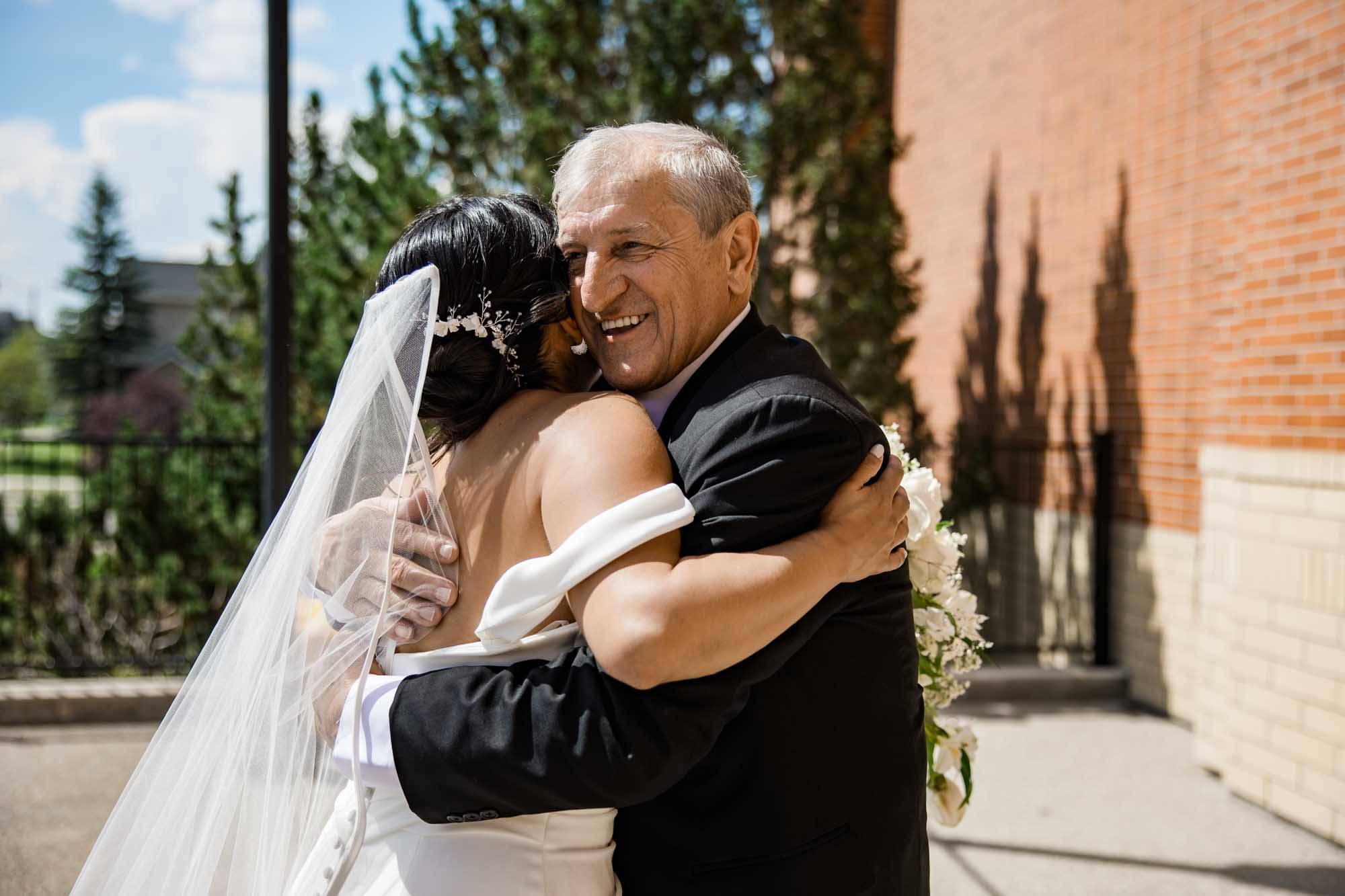 Calgary wedding photographer, wedding photography at the Lake House restaurant after a church ceremony and bridal portraits at Lake Bonavista. Photos captured in a candid, storytelling, documentary style