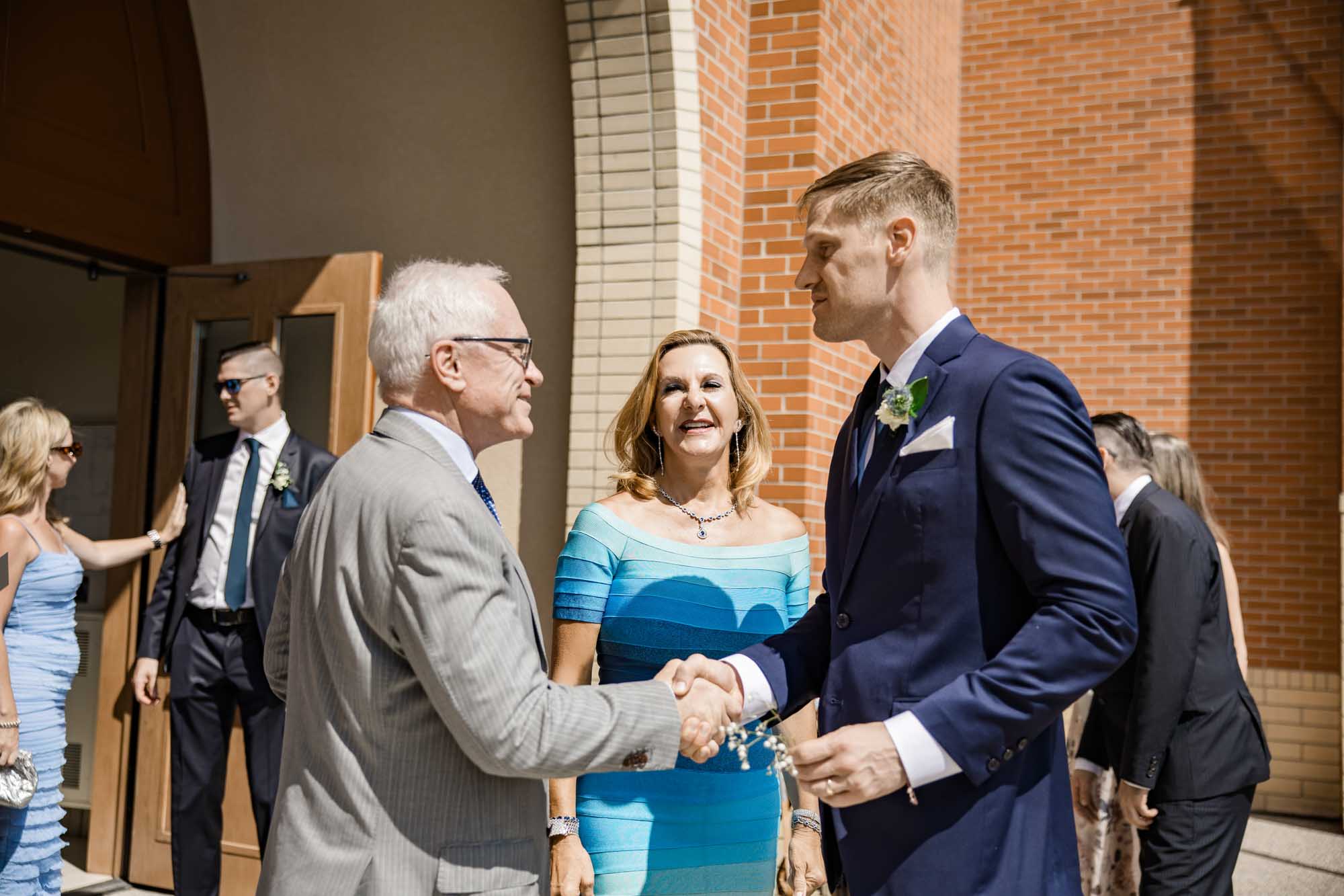 Calgary wedding photographer, wedding photography at the Lake House restaurant after a church ceremony and bridal portraits at Lake Bonavista. Photos captured in a candid, storytelling, documentary style