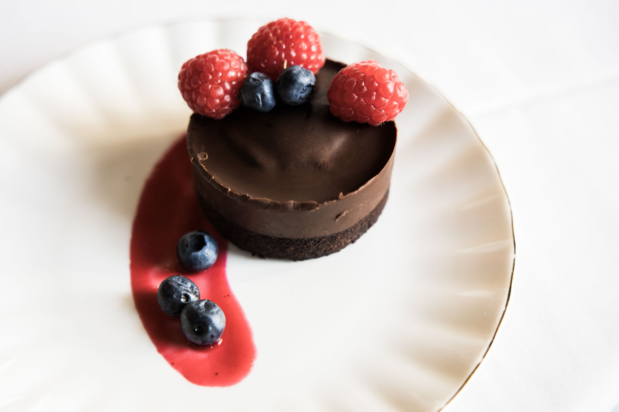 Calgary wedding photographer, couple on their wedding day at Lougheed House, photography in an editorial style with vintage bridal attire and venue