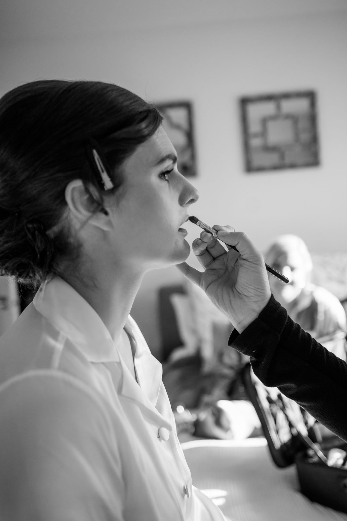 Calgary wedding photographer, bride getting ready on her wedding day, candid, documentary, storytelling photography