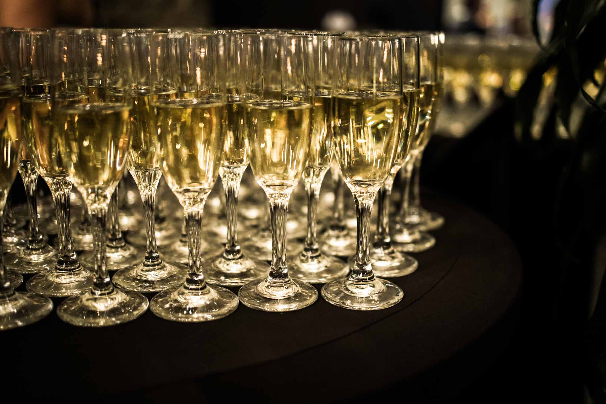 Calgary wedding photographer, bride and groom on their wedding day at the Mickelson National Golf Club reception, candid, documentary, storytelling photography