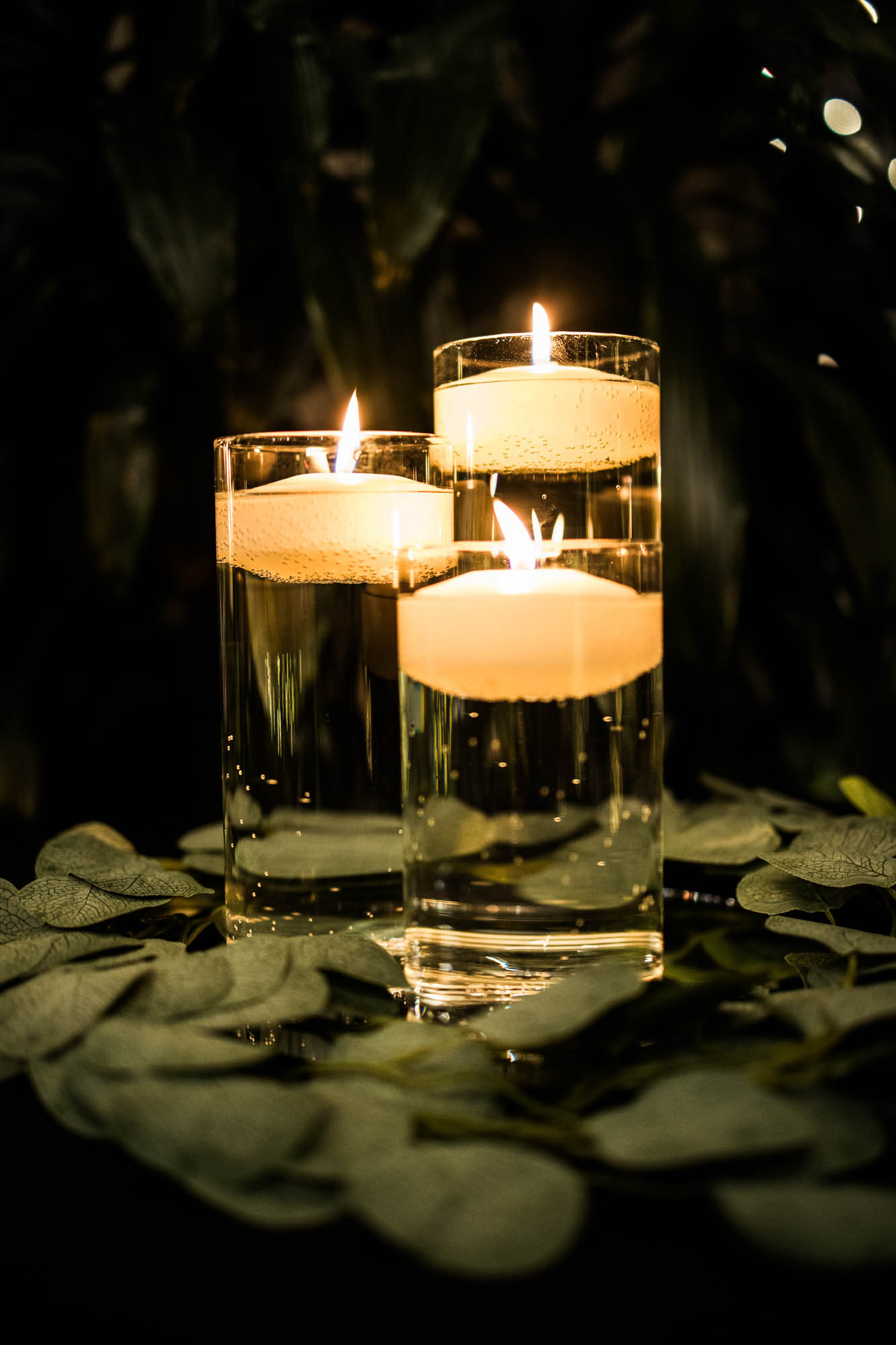 Calgary wedding photographer, bride and groom on their wedding day at the Mickelson National Golf Club reception, candid, documentary, storytelling photography